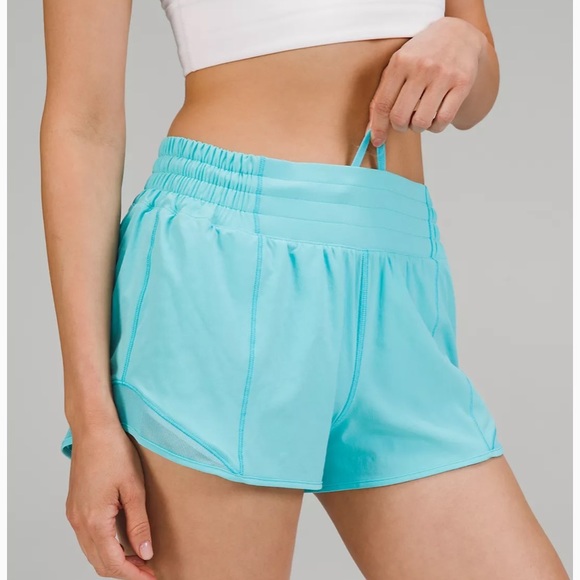 Lululemon Hotty Hot HR Short 2.5” * Electric Turquoise - Picture 2 of 5